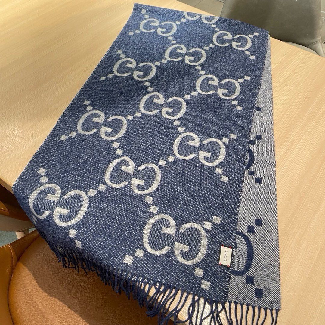 GG JACQUARD PATTERN KNIT SCARF 195 CM WITH TASSELS NAVY BLUE 403747