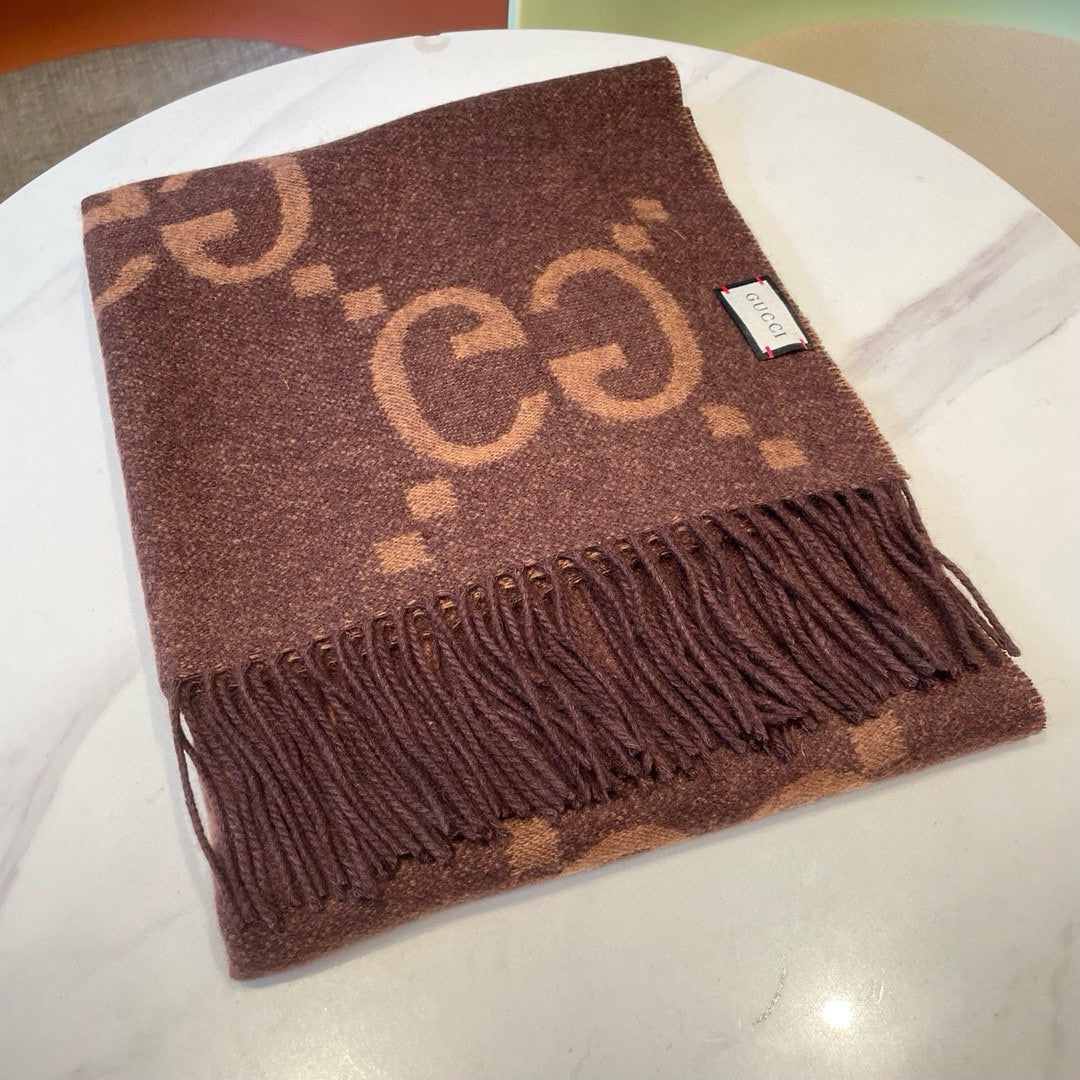 GG JACQUARD PATTERN KNIT SCARF 195 CM WITH TASSELS CHESTNUT BROWN 403749