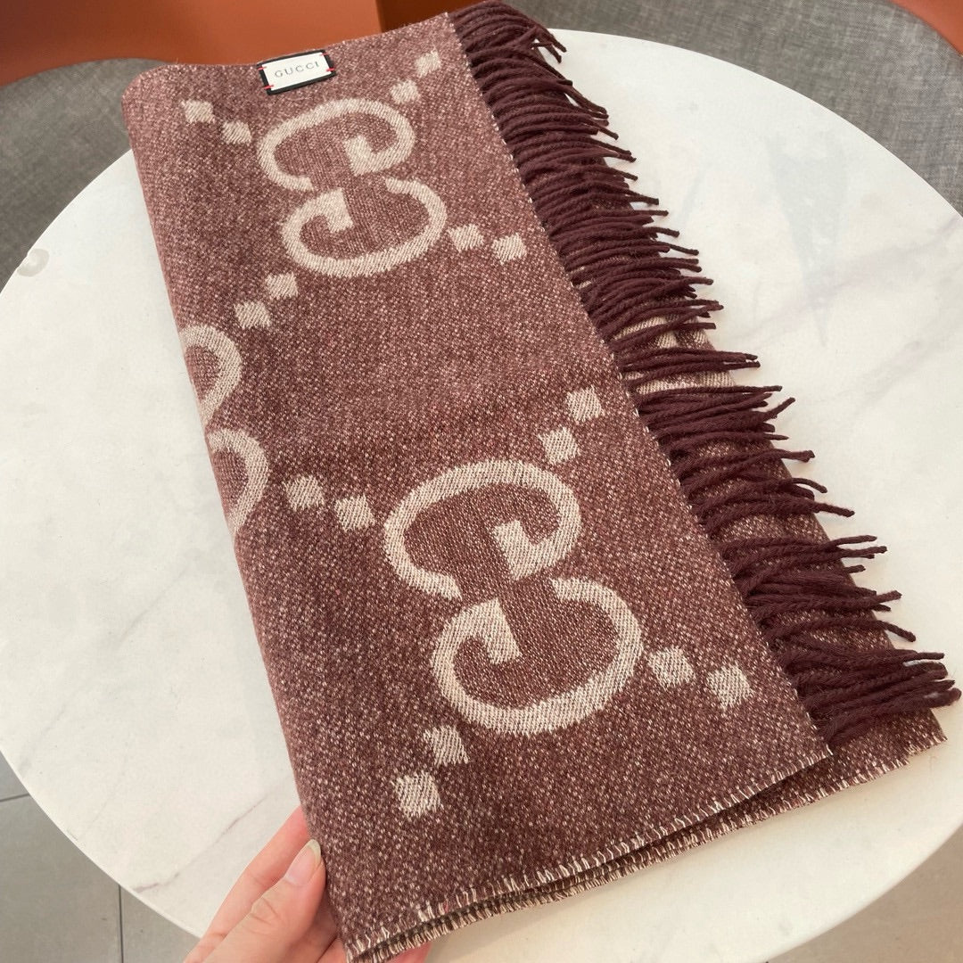 GG JACQUARD PATTERN KNIT SCARF 195 CM WITH TASSELS UMBER BROWN 403751