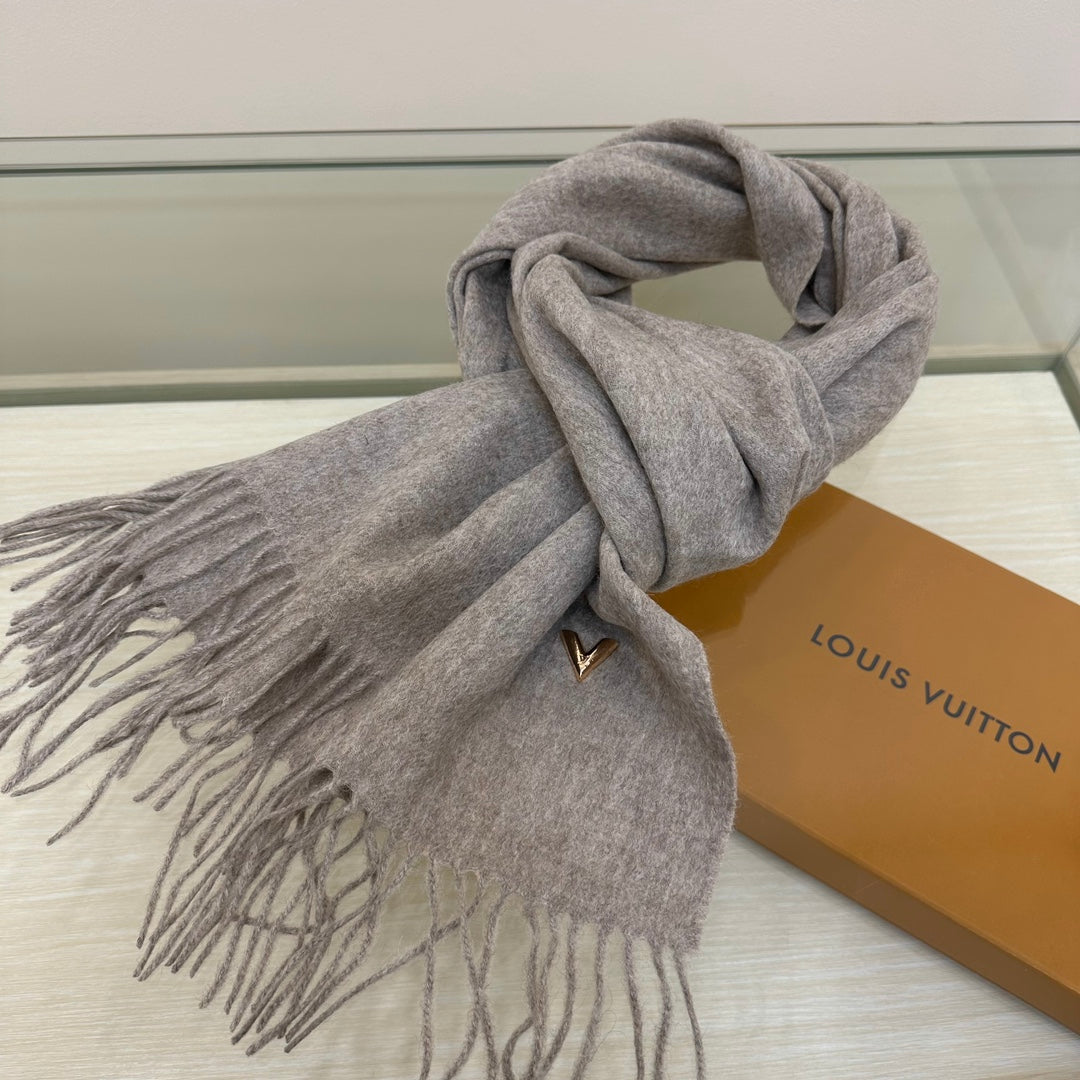 SCARF 200 CM IN PALE GRAY CASHMERE WITH GOLD LOGO 393102