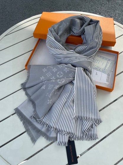 MONOGRAM SCARF 200 CM IN LIGHT GRAY CASHMERE AND SILK 388079