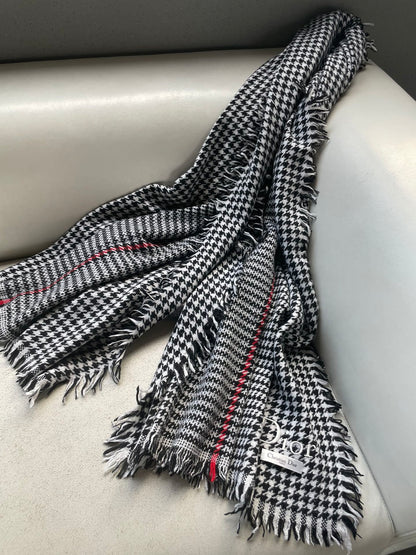 HOUNDSTOOTH SCARF 200 CM IN BLACK MIX WHITE WOOL 399969