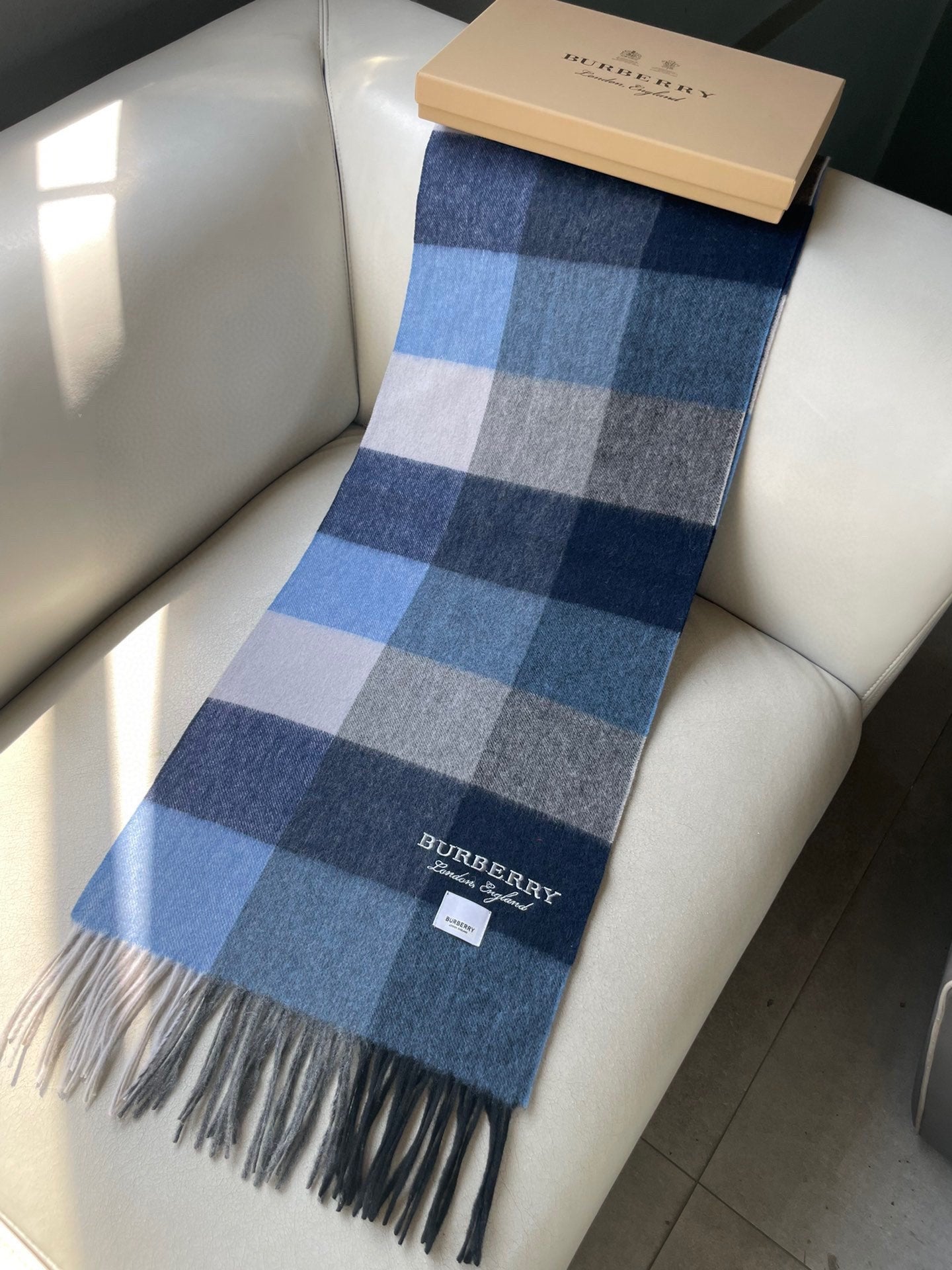 SCARF 180 CM IN BLUE CASHMERE 402220