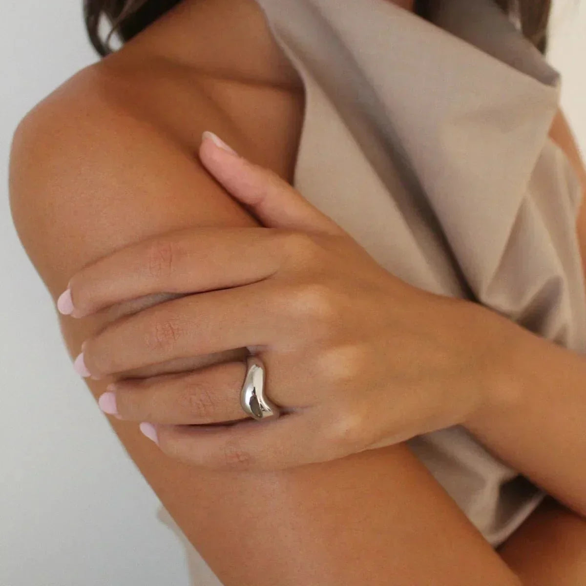 [Royal&Vicky]Lana Formloser Goldring