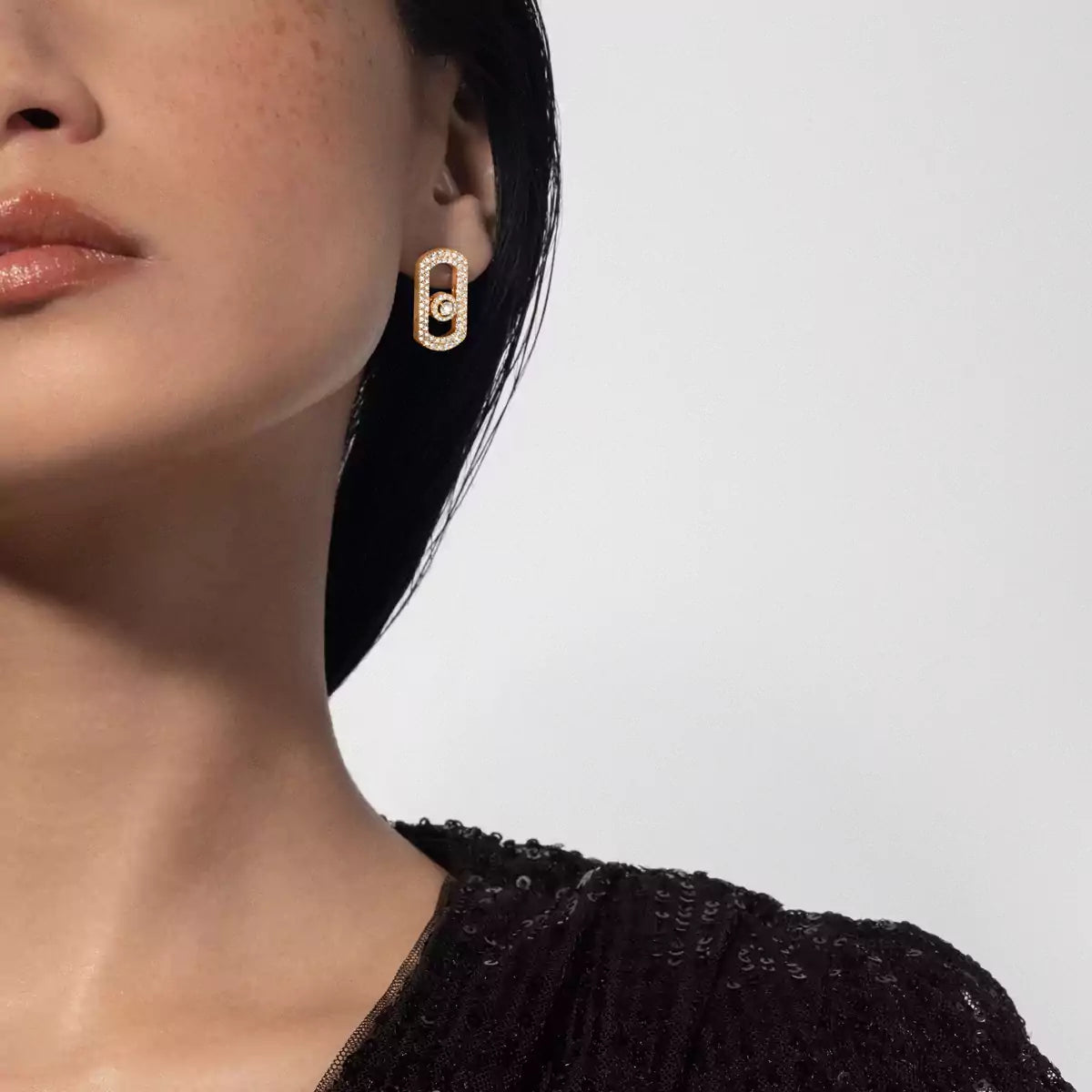 [Royal Jewellery]So Move Pave_-Set Diamond Earrings in Silver