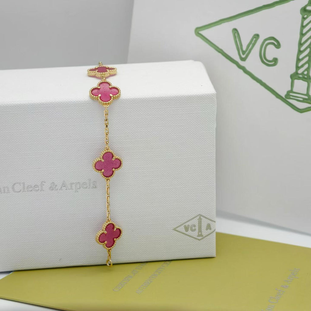 [Royal&Vicky]NEW CLOVER 5 MOTIFS PINK ENAMEL BRACELET