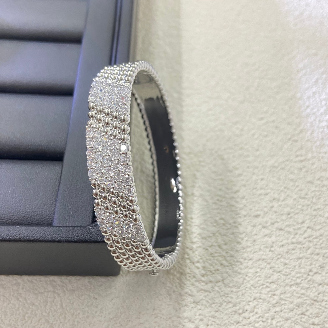 [Royal Jewellery]  FIVE-ROW DIAMOND BRACELET