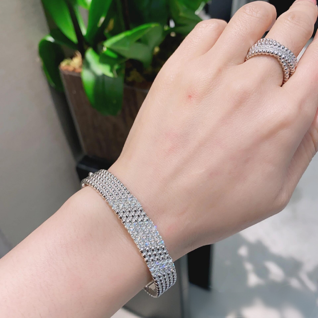 [Royal Jewellery]  FIVE-ROW DIAMOND BRACELET
