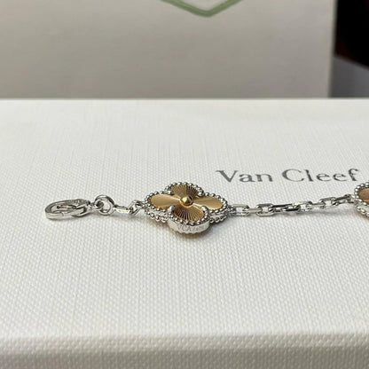 [Royal Jewellery] CLOVER 5 MOTIF LASER BRACELET COLLECTION