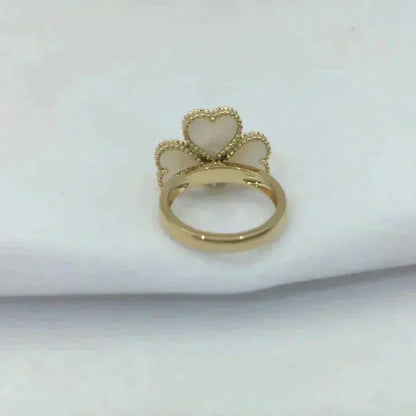 [ROYAL]SWEET CLOVER WHITE MOP RING