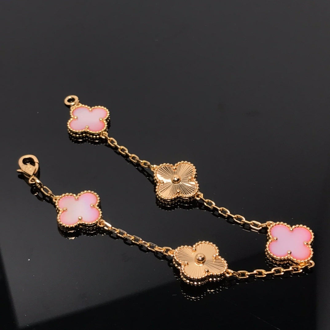 [ROYAL]CLOVER BRACELET 5 MOTIF PINK AND PINK GOLD