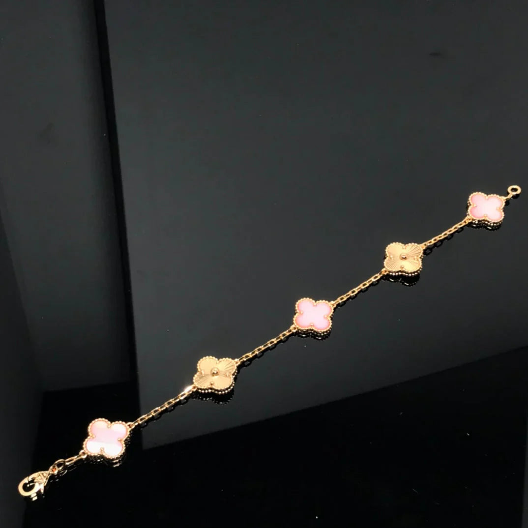 [Royal Jewellery] CLOVER 5 MOTIFS  PINK MOP BRACELET COLLECTION