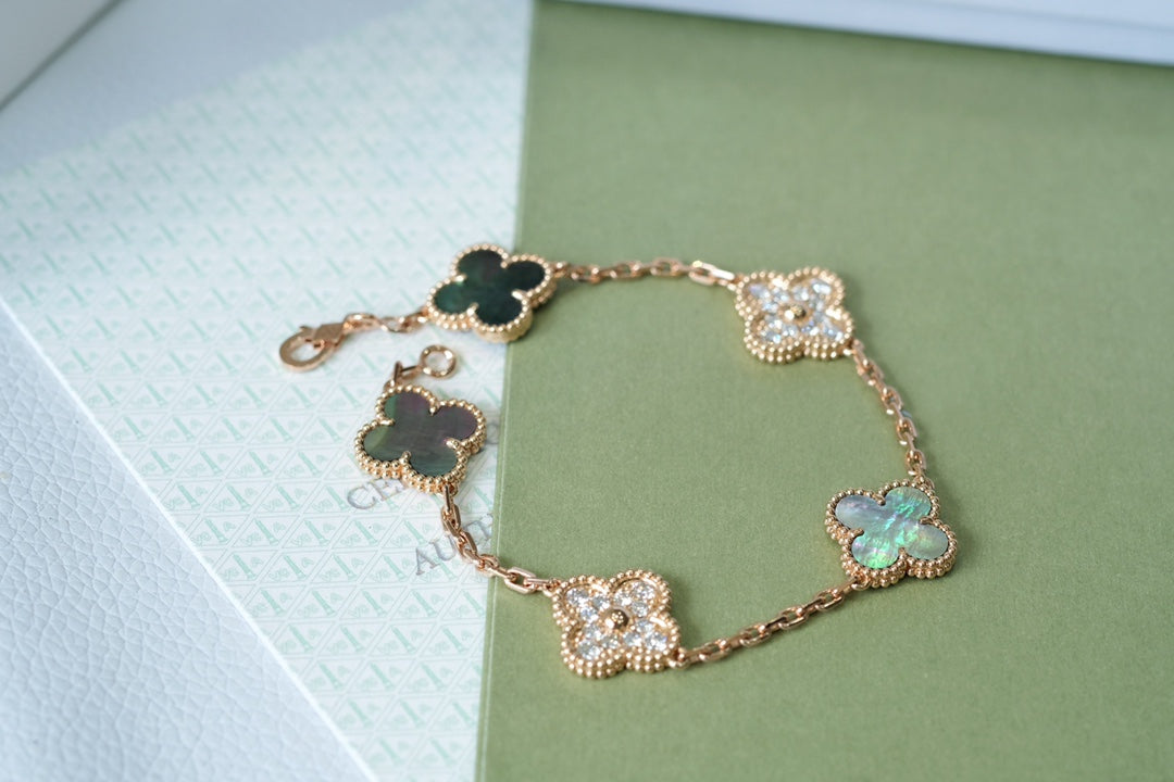 [Royal Jewellery]CLOVER 5 MOTIFS DARK MOP AND DIAMONDS PINK GOLD BRACELET