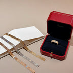[Royal&Vicky]LOVE UNLIMITED BRACELET, DIAMONDS